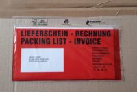 Rote Dokumententasche